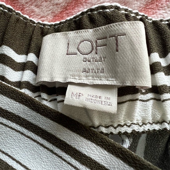 #242 Loft green and white striped pants - Picture 7 of 9